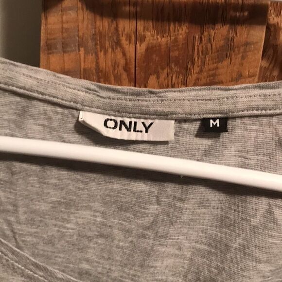 3/30$ ONLY funny t-shirt « I’m no princess » - Picture 2 of 7